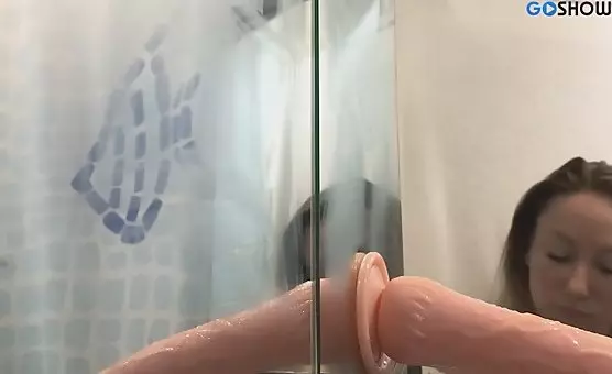 Hot Dildo Oral Under Shower